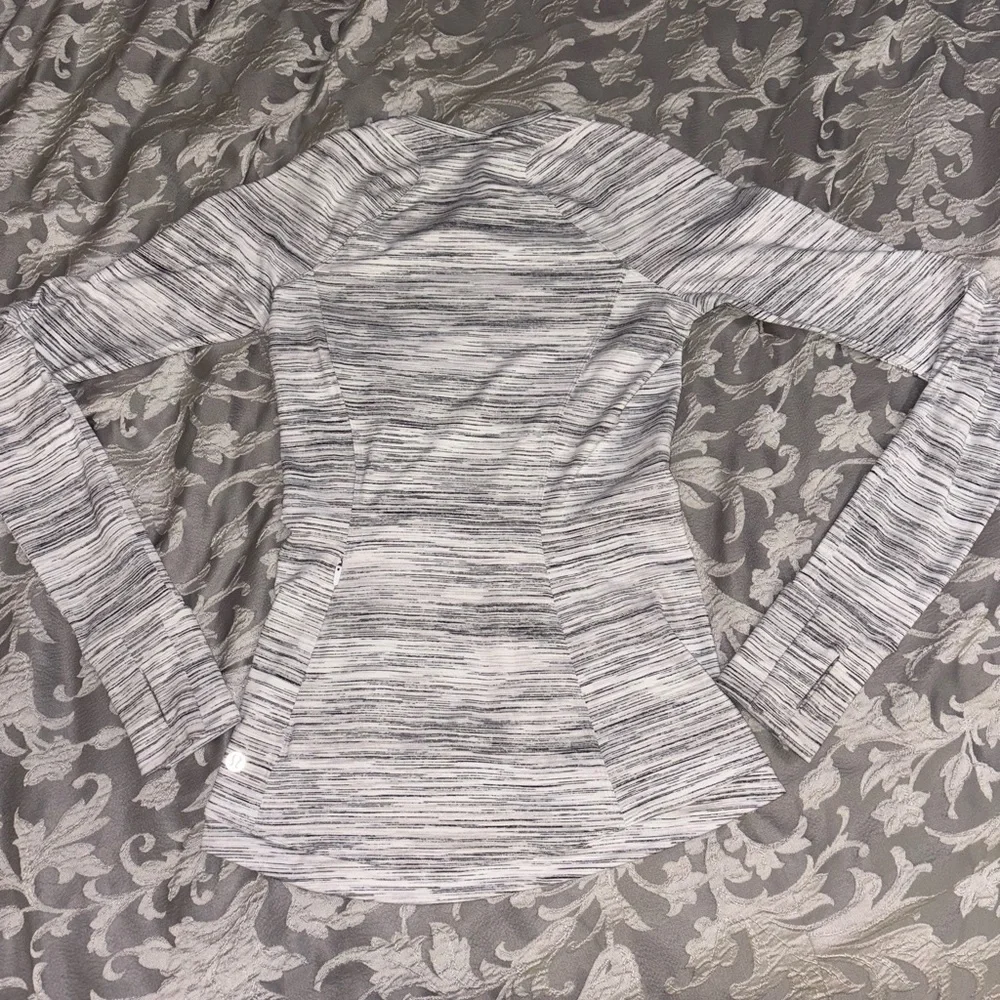 Lululemon Runderful Long Sleeve